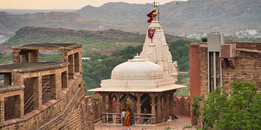 A temple resembling Chamunda Temple, visiting here is one of the things to do in bhilwara