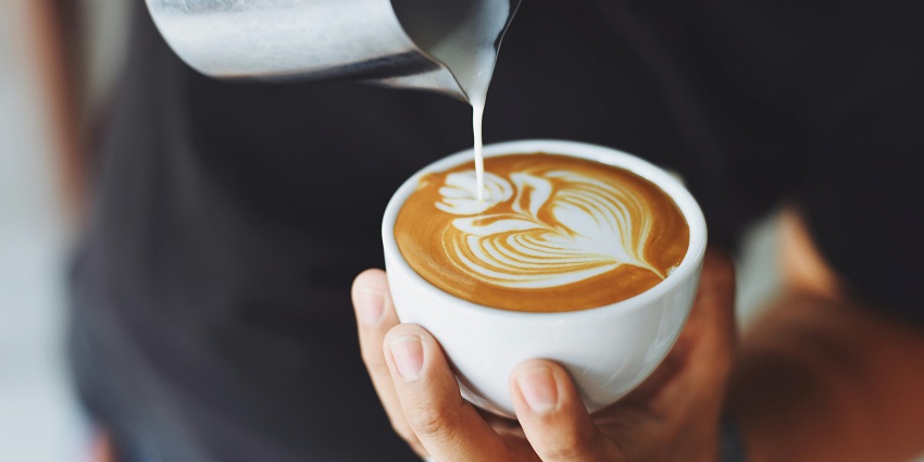 The couples can have coffee at Café Coffee Day and have long conversations.