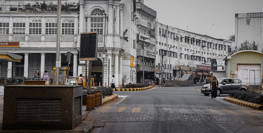 An image of Connaught Place also knwon as Rajiv Chowk, New Delhi, Delhi, India.