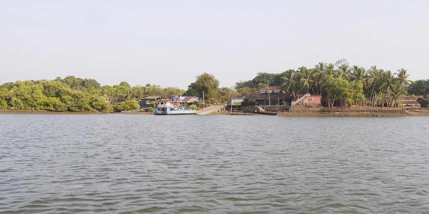 Cortalim is a small coastal village in South Goa where you can experience the rich Goan culture