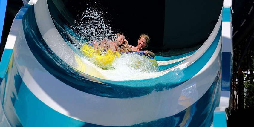 Crystal Water Park is one of the top water parks in Chhattisgarh with a wave pool