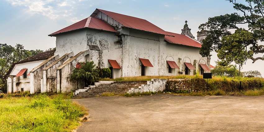 D’Mello House is the most haunted place in Goa, offering an eerie atmosphere and vibes.