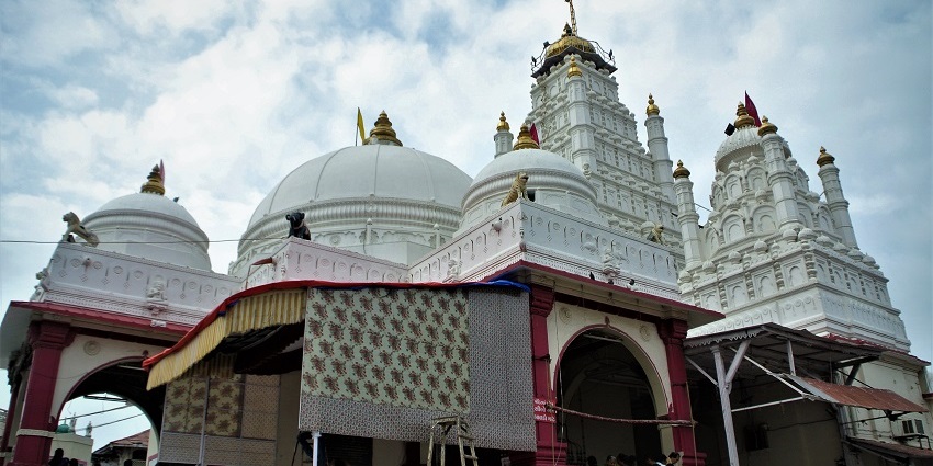 Dakor Temple is a renowned Hindu temple dedicated to Lord Krishna.