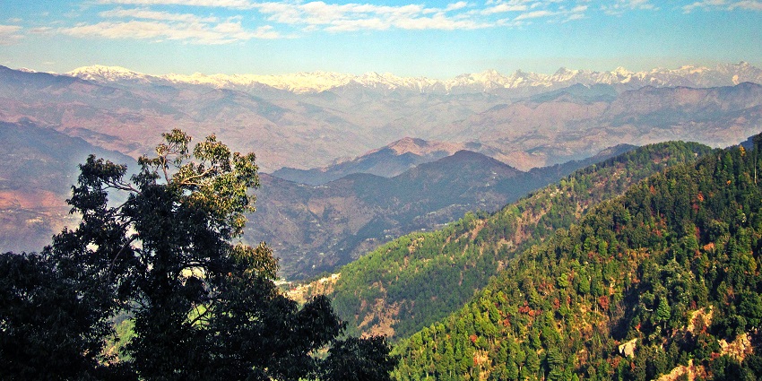 A picturesque view of Dalhousie, one of the most scenic hill stations near Gurugram, showcasing its scenic landscapes.