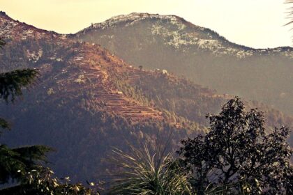 Panoramic image of the himalayan mountain from the Dalhousie—Shopping in Dalhousie