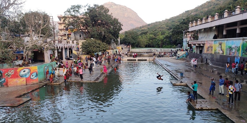 Damodar Kund is one of the sacred lakes as per Hindu beliefs near the Girnar Wildlife