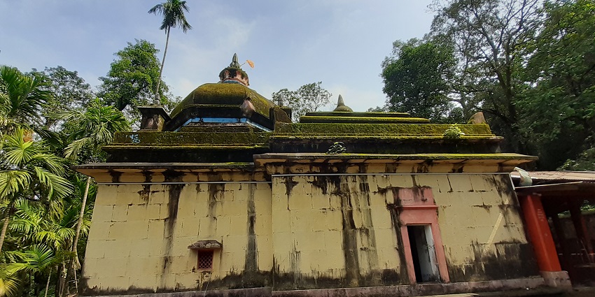 Ancient Keshavraj Temple surrounded by serene nature and tranquility.