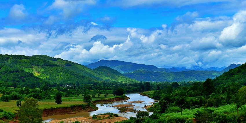 Daringbadi is one of the best hill stations to visit after enjoying paragliding in Odisha.