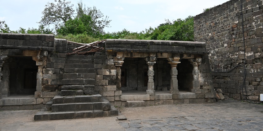 Daulatabad Fort, originally Deogiri Fort, is a historic citadel located in Daulatabad village