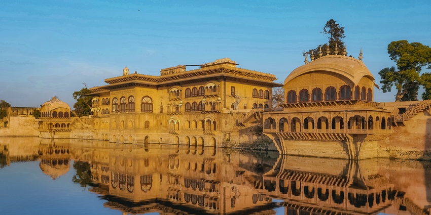 A view of Deeg Palace in Deeg -one of the best places to visit near Gurgaon for weekend.