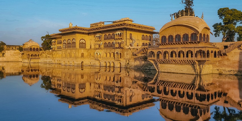About Deeg Fort: Wander Through Bygone Eras In Rajasthan - TripXL