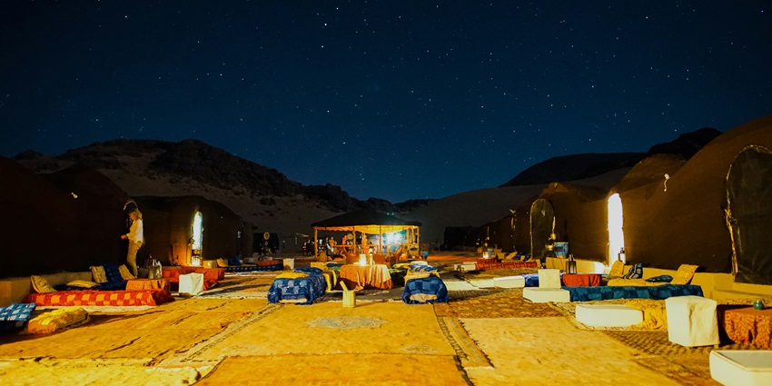Overnight Thar Desert camping with camel rides, Rajasthani dinner, and stargazing