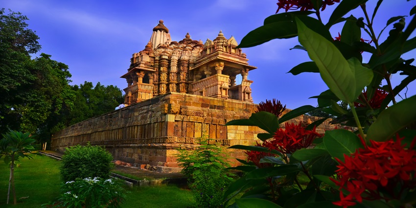 The Devi Jagdambi Temple is a popular place in Khajuraho temple, admired for its stunning sculptures and artistic design.