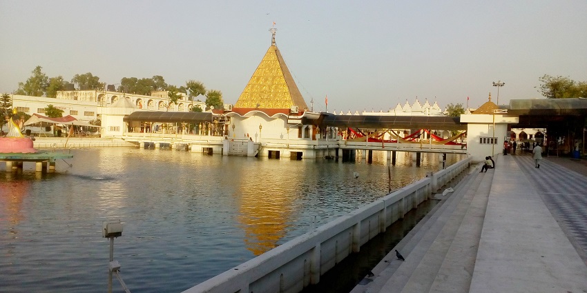 The sacred Devi Talab Mandir is well-known and is one of the most important places for pilgrimage.