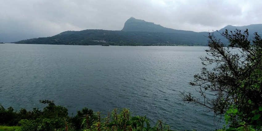Dhamapur Lake near Tarkarli offers picnics, boating, hills, and forests which surrounds the lake