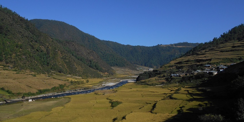 One of the best valleys in Arunachal Pradesh, Dirang Valley is a charming destination known for its pleasant climate.
