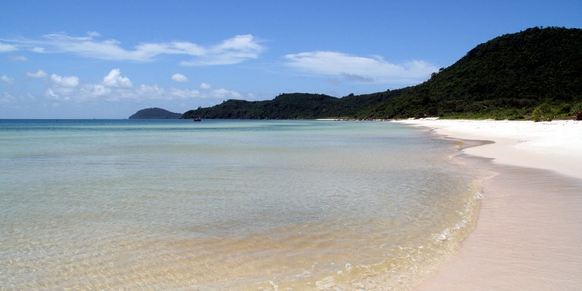 A visit to Sao Beach is among the things to see in Phu Quoc for its clear waters and white sand