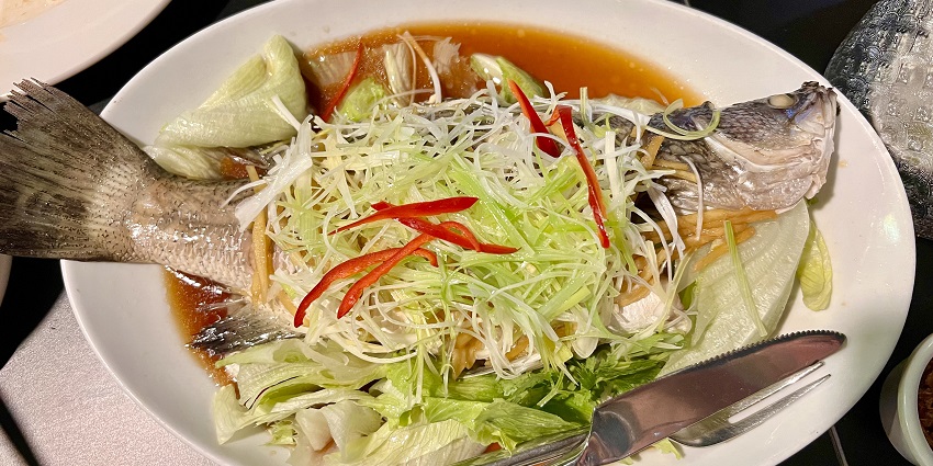 Aksorn is a food outlet, established by a famous Australian chef, catering to Thai cuisine