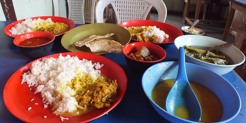 Try the traditional dish in Andhra Pradesh to explore during this trip of yours.
