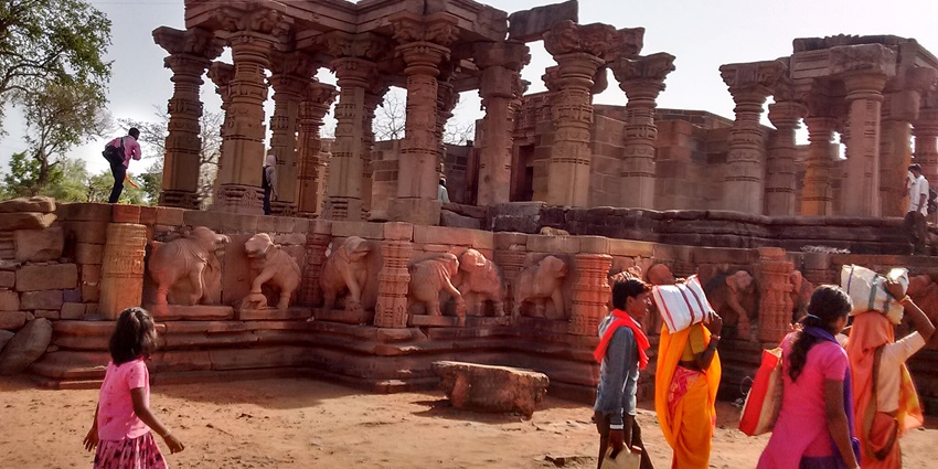 A picture of the Omkareshwar Parikrama, a sacred pilgrimage route.