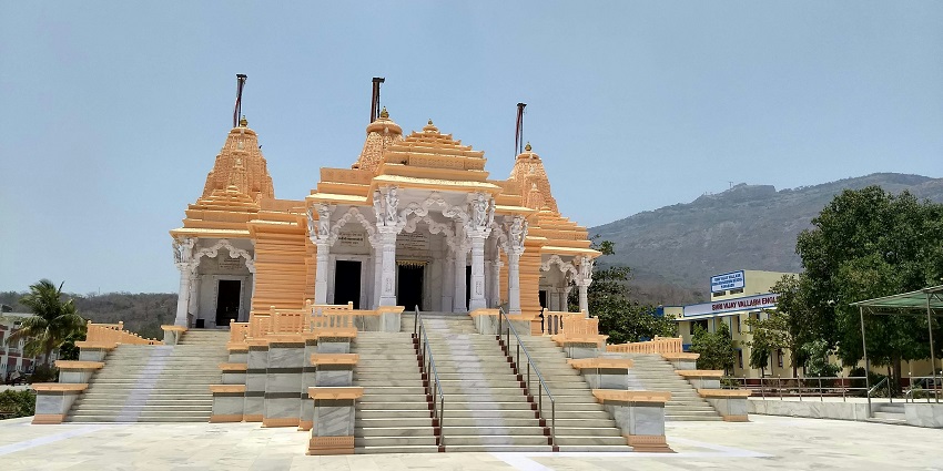 Dolakha Bhimsen Mandir is one of the best places to visit in Janakpur city.