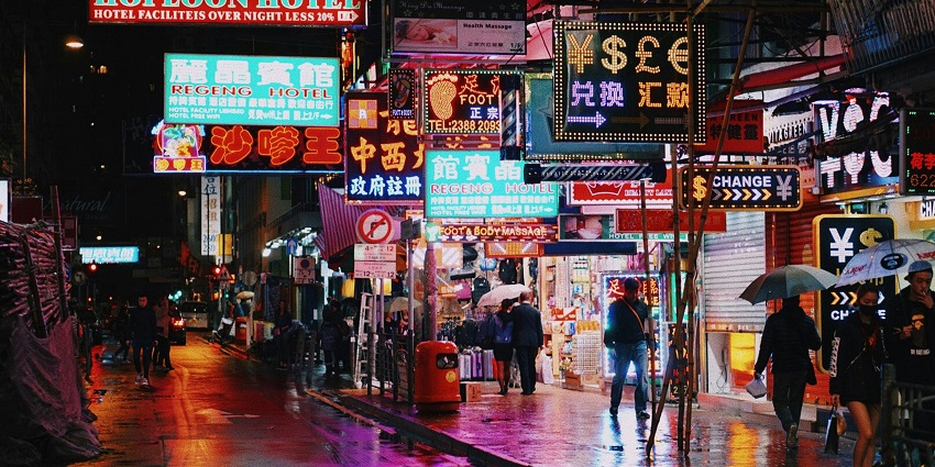 Exploring the bustling Dong Ba Market in Vietnam is one of the best things to do in Hue.
