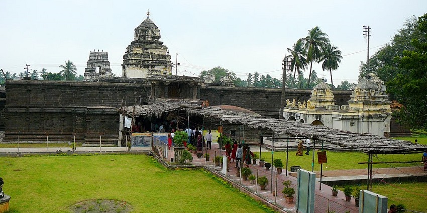 Located in Draksharamam and other towns, the Pancharama temples are a must-visit.