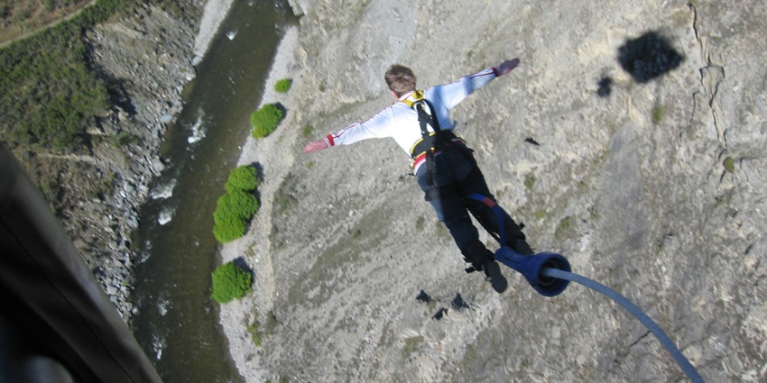 Dream Jump is one of the most amazing places for Bungee Jumping From Burj Khalifa Dubai.