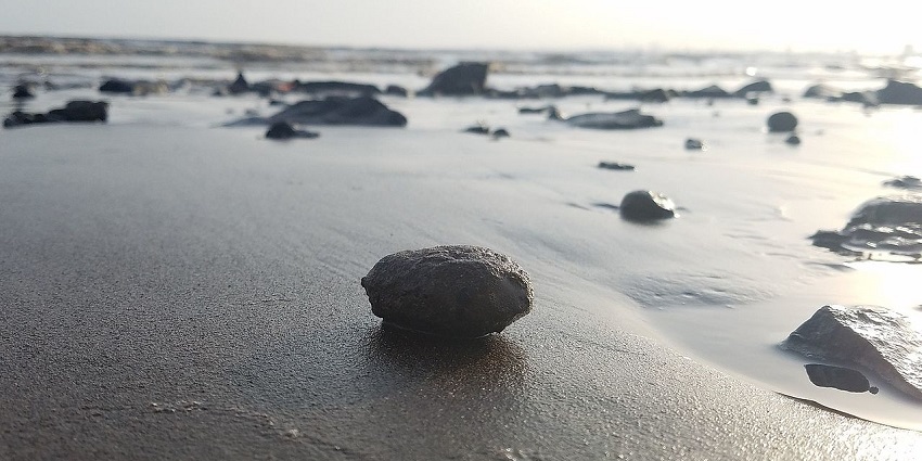 A glimpse of rocks on the Dumas Beach, one of the top haunted places in Gujarat.