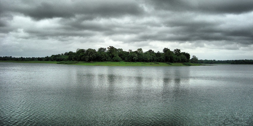 Spectacular Khandari dam in Dumna Nature Reserve Park.