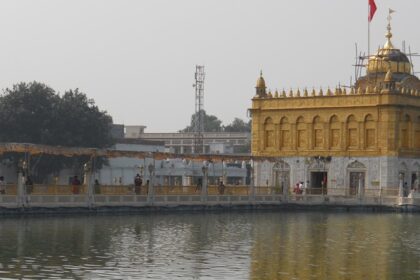 Beautiful image of the durgiana temple which is the replica of Golden temple in Amritsar