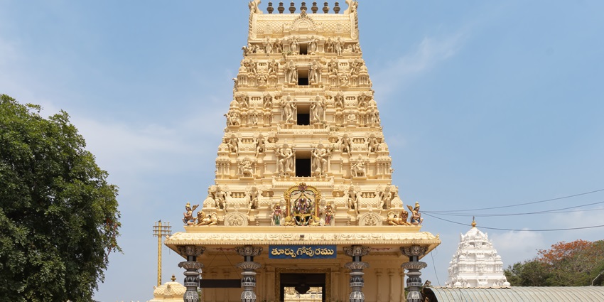 Dwaraka Tirumala is one of the best places to visit near Vijayawada for every traveller.