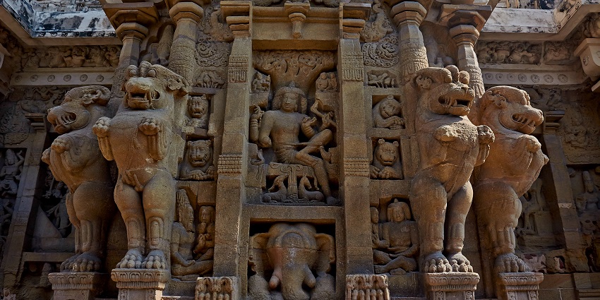 The EME Temple, by the Indian Army, blends five religions - temples to visit near Shiva Temple in Gujarat in Sea