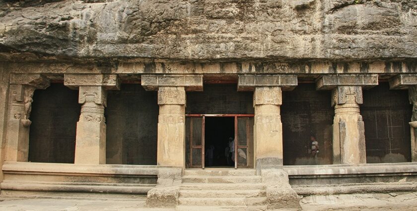 An image of Ellora Caves that feature temples and UNESCO sites.