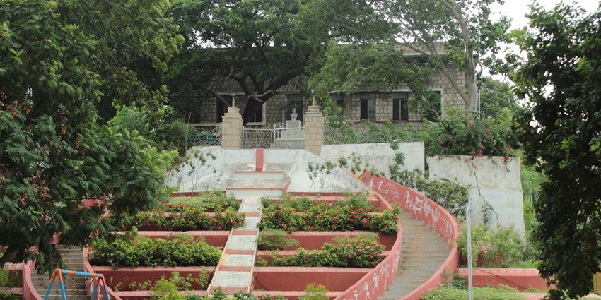 A historic hilltop memorial with seven stupas and panoramic views of Vijayawada, one of the best things to do in Vijayawada.