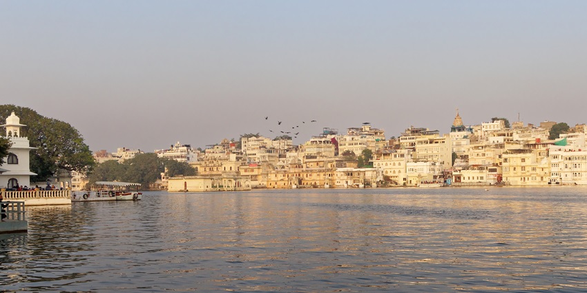 The picturesque Lake Pichola is a must-visit site while exploring the City of Lakes.