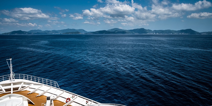 Watch out for the breathtaking views of views of the beach and sunset on a cruise.