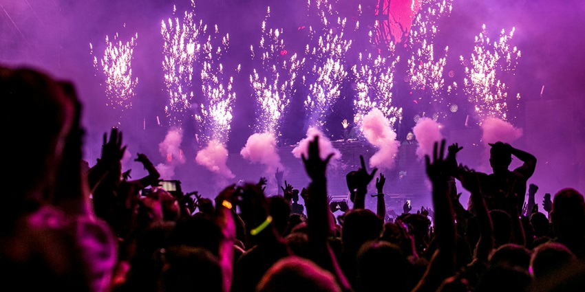 Enjoy the vibrant fireworks and nightlife which is one of the things to do in Goa, India.