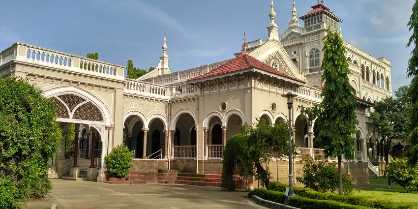 Exploring the historic Aga Khan Palace is one of the best things to do in Pune at night.
