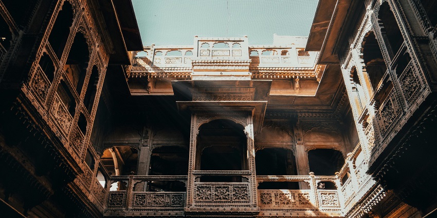 An inside view of the great architecture of ancient temples at Rewa.