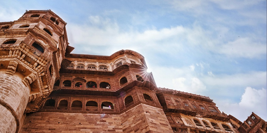 A close-up image of the architectural structure at Bhairavgarh Fort is one of the most attractive things to do in Sehore.