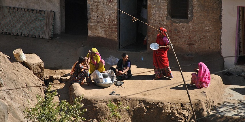 A fascinating view of a village in Rajasthan, resembling the Chohatan Village of barmer