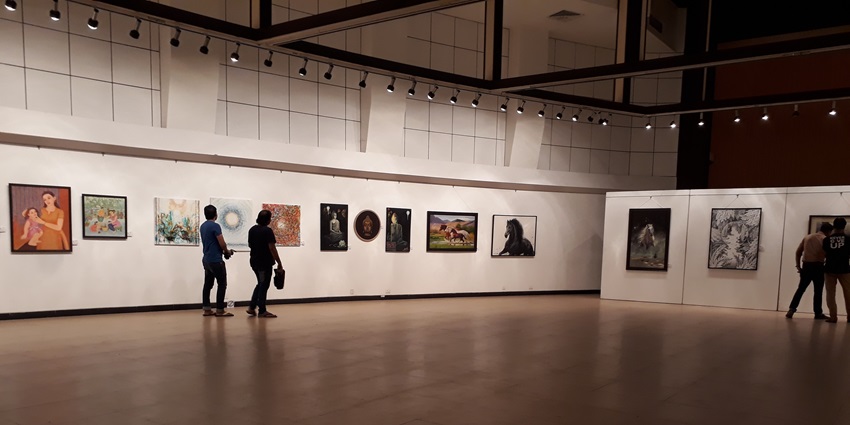 One of the best things to do in Mumbai, visiting Kala Ghoda Arts Precinct