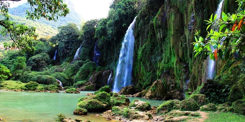 Breathtaking view of Silver Waterfall, Thac Bac waterfall, highlighting what to do in Sapa’s natural wonders