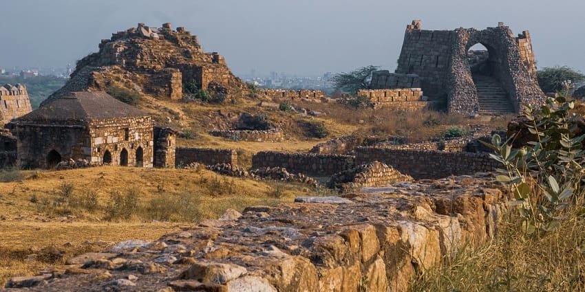 Exploring the ancient ruins of the parts of Kanthkot Fort is an immersive experience.