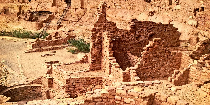 Visitors will enjoy exploring the majestic fort complex and its ruins after trekking.