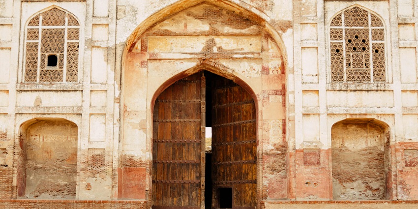 Visiting the Punjab Arts Council’s old building is one of the top things to do in Patiala.