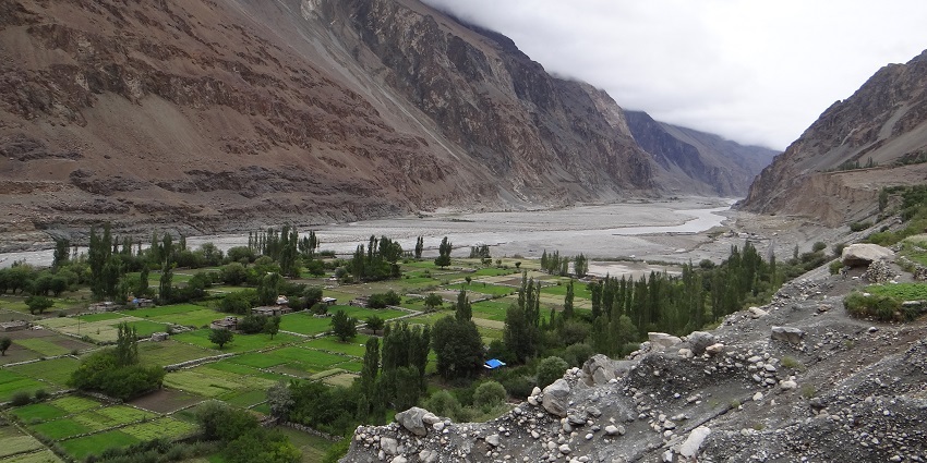 Image of of River Shyok near Turtuk Village in Ladakh District - Things to do in Nubra Valley
