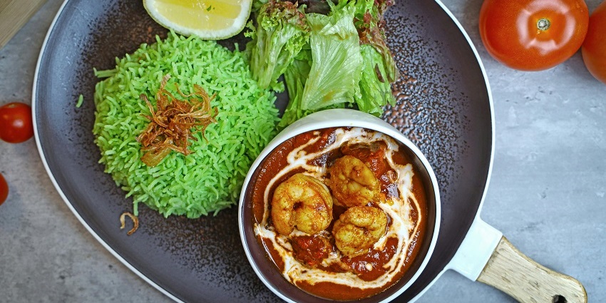 Exploring Local Cuisine is one of the best things to do in Varca Goa for tourists.