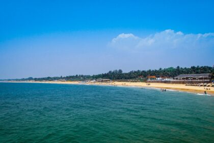 Located near Baga and Calangute, Candolim Beach in Goa offers a quieter ambience.